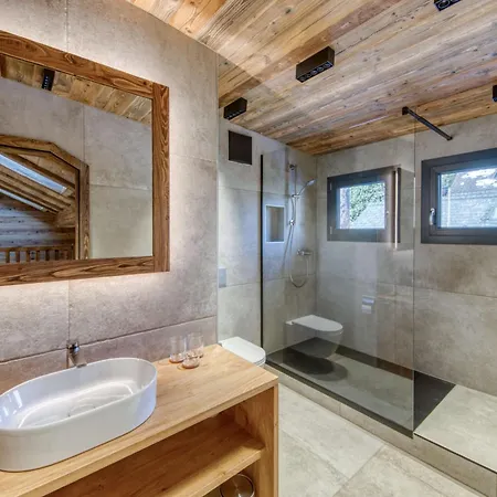 Two High-End Duplexes, Sauna And Stove Apartment *